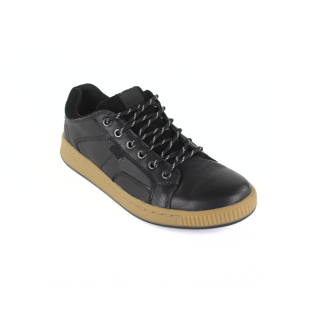 Low Top Shoes
