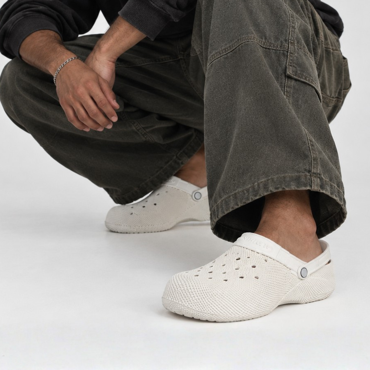 Grid Clogs