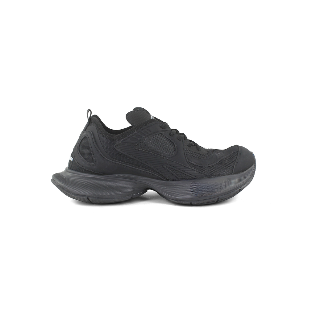 Circuit Sneakers