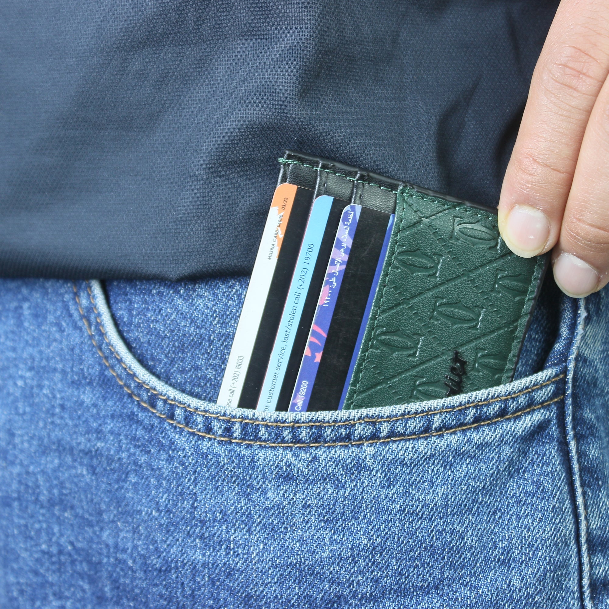 Cardholder - 010