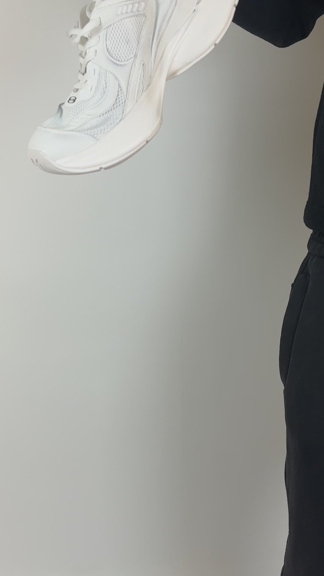 Circuit Sneakers