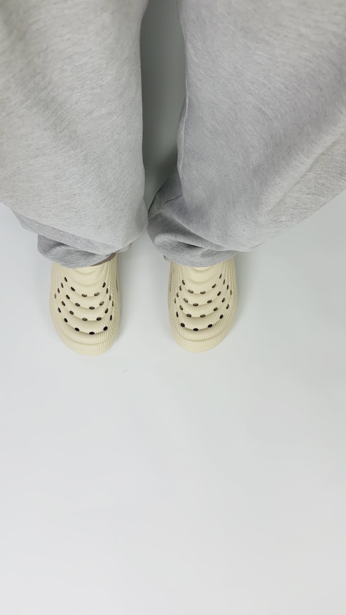 Wave Clogs